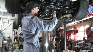 Body Shop (Phenix Saint & Dean Monroe)