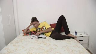 Enzo Solo With Toy