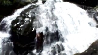 Falls & Balls 3 - Scene 3