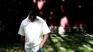 Mexando Com As Bolas - Scene 3