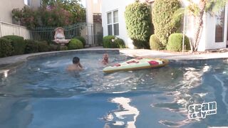 Manny & Jack - Bareback