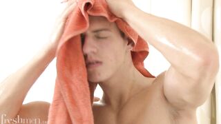 INTERVIEW & SOLO Henrik Bjorn