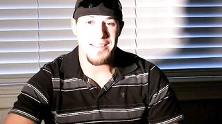 BRAD Sexy Rocker Blows A Load For You