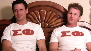 Roommates Red & Tony Get It On