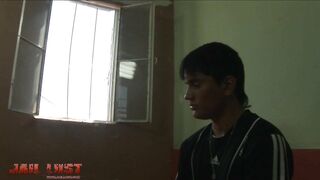 Sex-frenzied cop stretches hunky convict’s ass