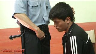 Sex-frenzied cop stretches hunky convict’s ass