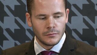 Valentin Petrov Tops Seth Treston