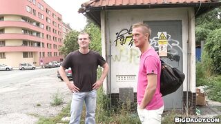 Fuckiing Outside and Not Caring