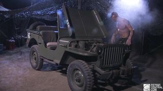 Fistpack 17 - Grunts Fisting - Arm Of One Sc 04