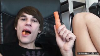 Ton morning carrot (Let's Go Fetish)