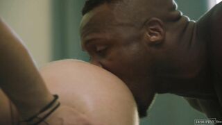 Back In Town (Andre Donovan, Adam Ramzi)