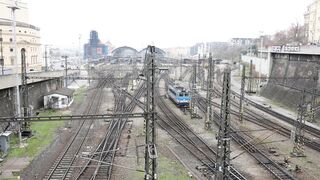 Private Caboose (Andy Ford, Josh Cavalin)