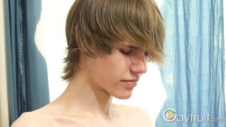 Homework orange (Blue boy)