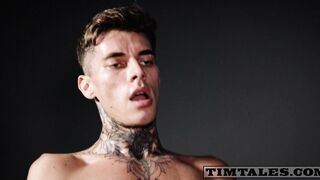 Maksim fucks Iggy Lopez