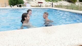Spanish Adventures Part 6: Pool Noodles
