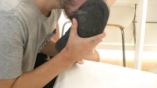 Trampling boy (Alec Loob, David Luca)