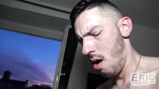 Maxence loaded by 2 guys