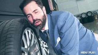 Extra Parts (Dani Robles, Joe Gillis)