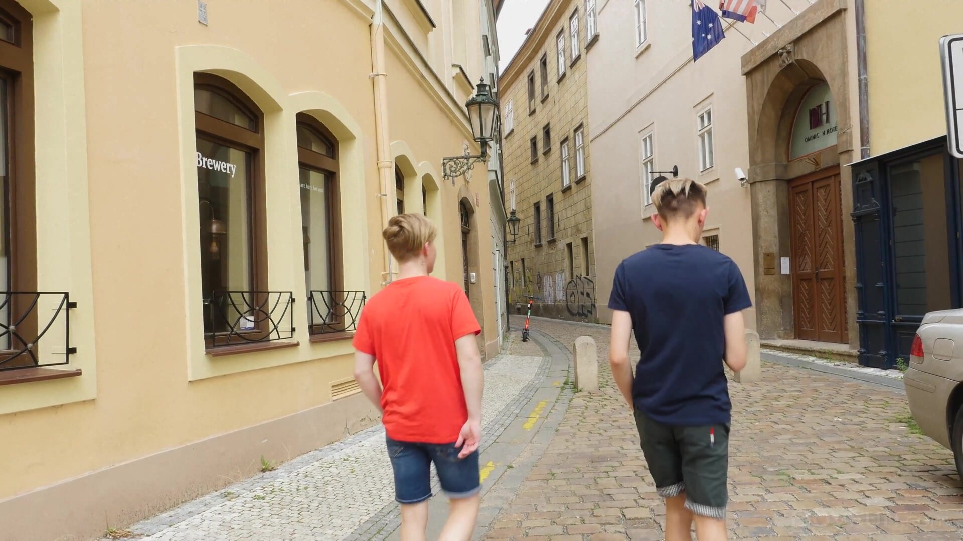 Influence My Ass (Andy Ford, Andrea High) - GayHardFuck.com