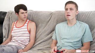 A Family Of Big Dicks (Dakota Lovell, Cole Church)