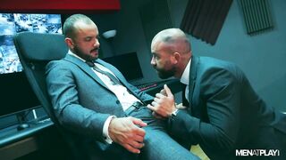 Supporting Co-Worker (Bruno Max, Sir Peter)