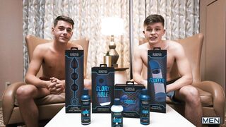 Unboxing MEN (Joey Mills, Jake Preston)