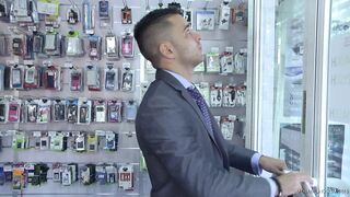 Hands Tied (Hector de Silva, Robbie Rojo)