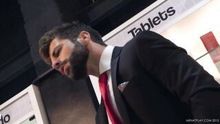 Hands Tied (Hector de Silva, Robbie Rojo)