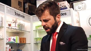 Hands Tied (Hector de Silva, Robbie Rojo)