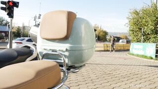 Hot Delivery (Liam Rose, Tim Gottfrid)