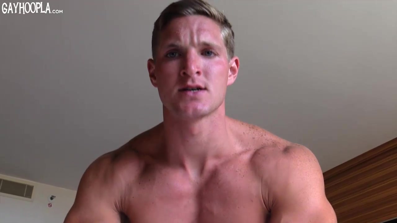 Danny Klein Gay Porn - Blonde Island Muscle STUD Danny Klein - GayHardFuck.com
